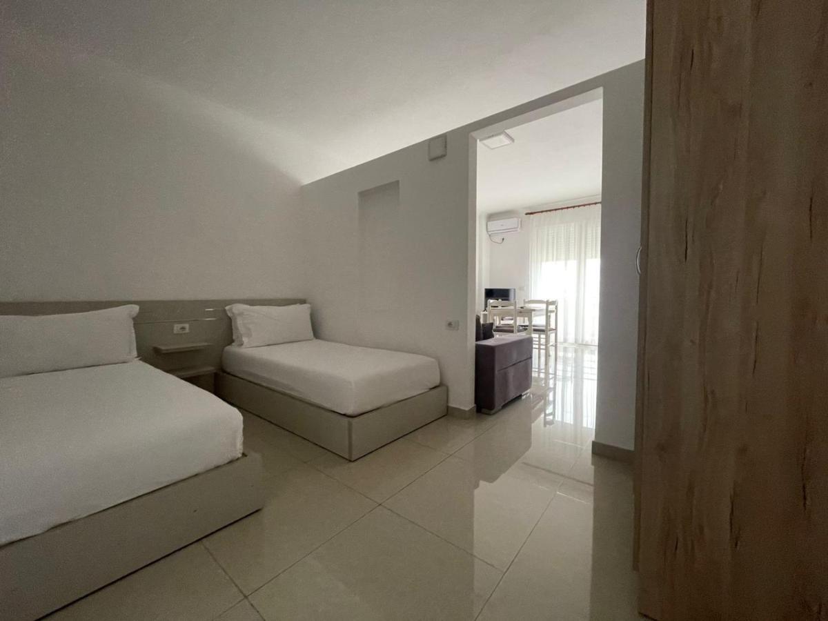 Kraal Apartments Vlorë Extérieur photo